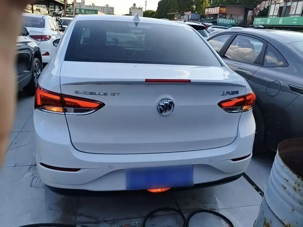 Buick Excelle 2020