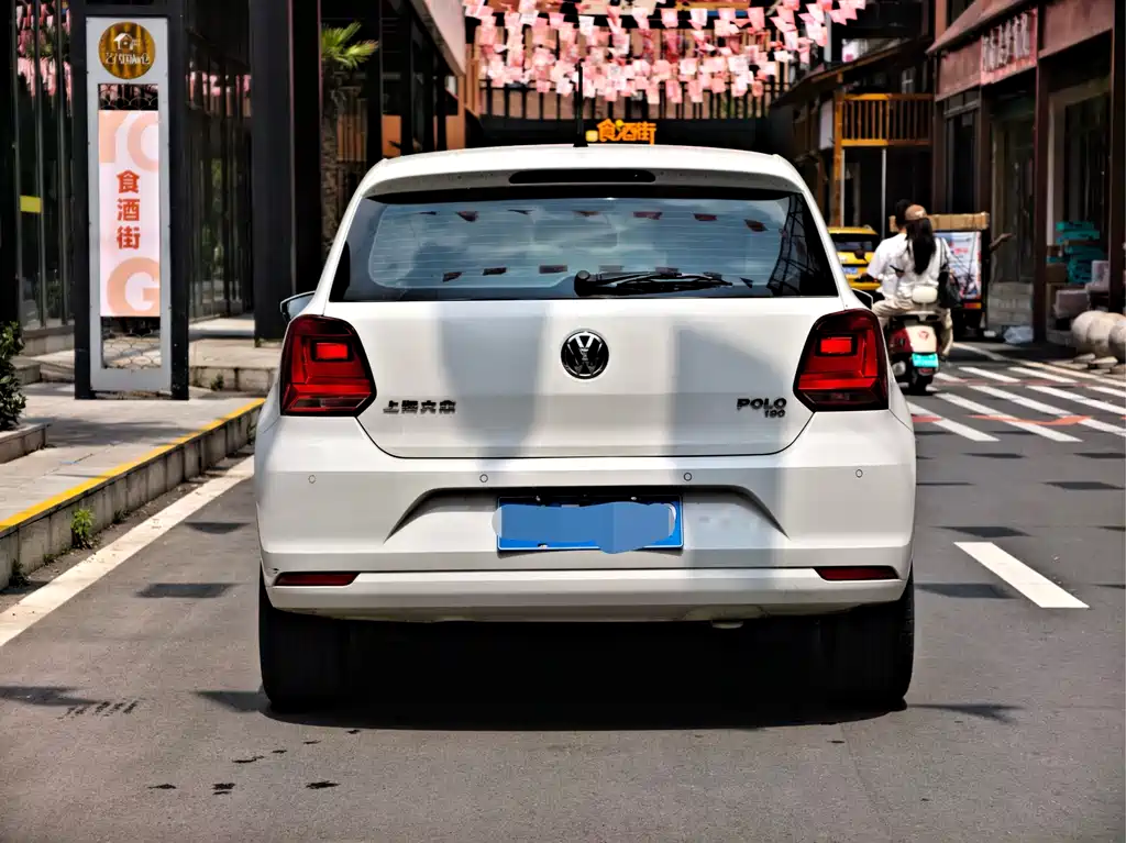 Volkswagen Polo 2016 — фото 5