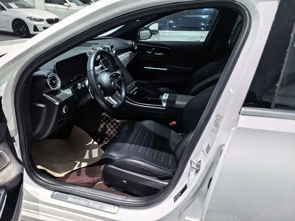 Mercedes-Benz C-Class 2022