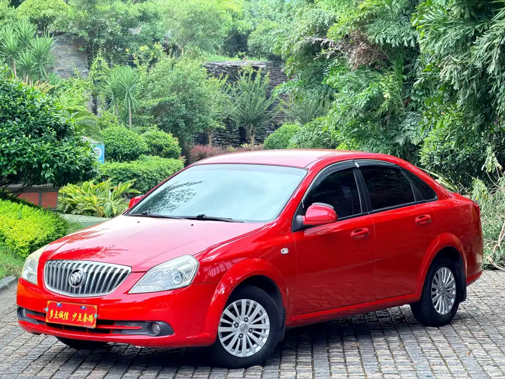 Buick Excelle 2014 — фото 1