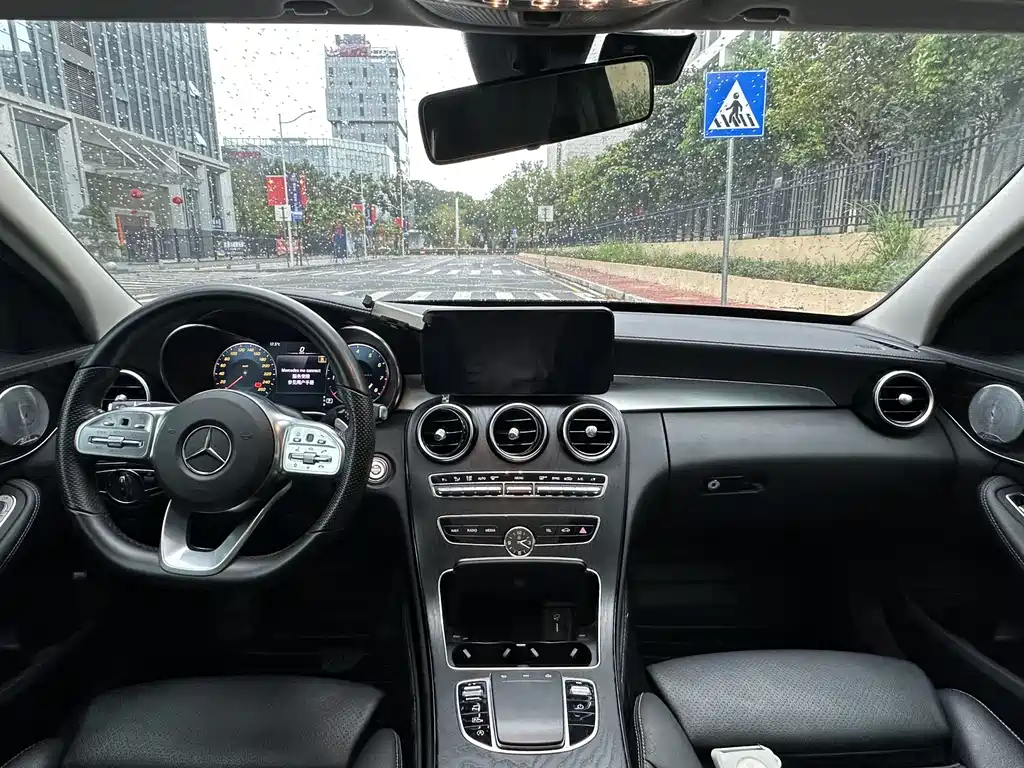 Mercedes-Benz C-Class 2021 — фото 11