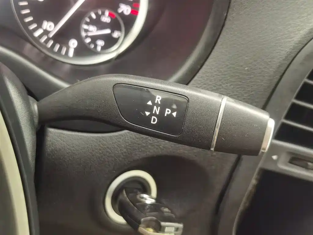 Mercedes-Benz Vito 2016 — фото 13