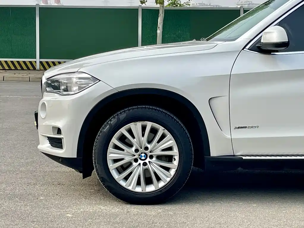 BMW X5 2016 — фото 11