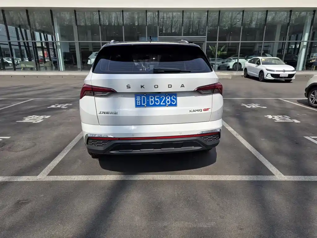 Skoda Kamiq 2023 — фото 12