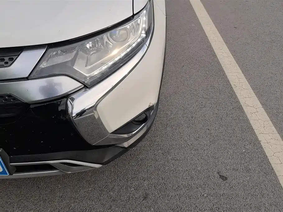 Mitsubishi Outlander 2019
