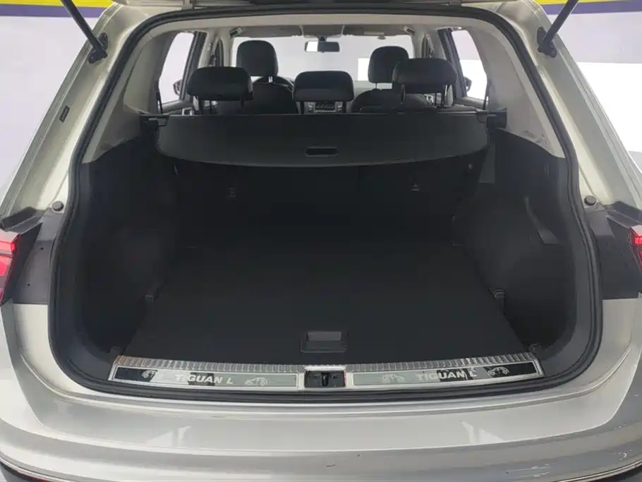 Volkswagen Tiguan L 2017