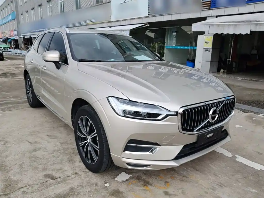 Volvo XC60 2020 — фото 4