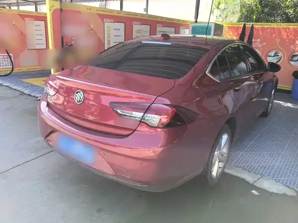 Buick Regal 2018