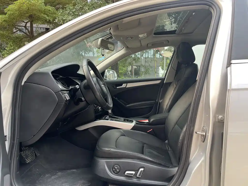 Audi A4L 2014