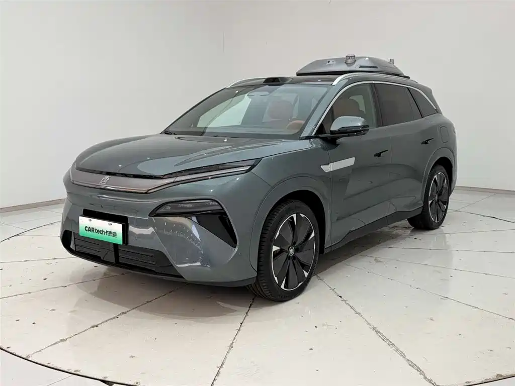 BYD Tang L 2025