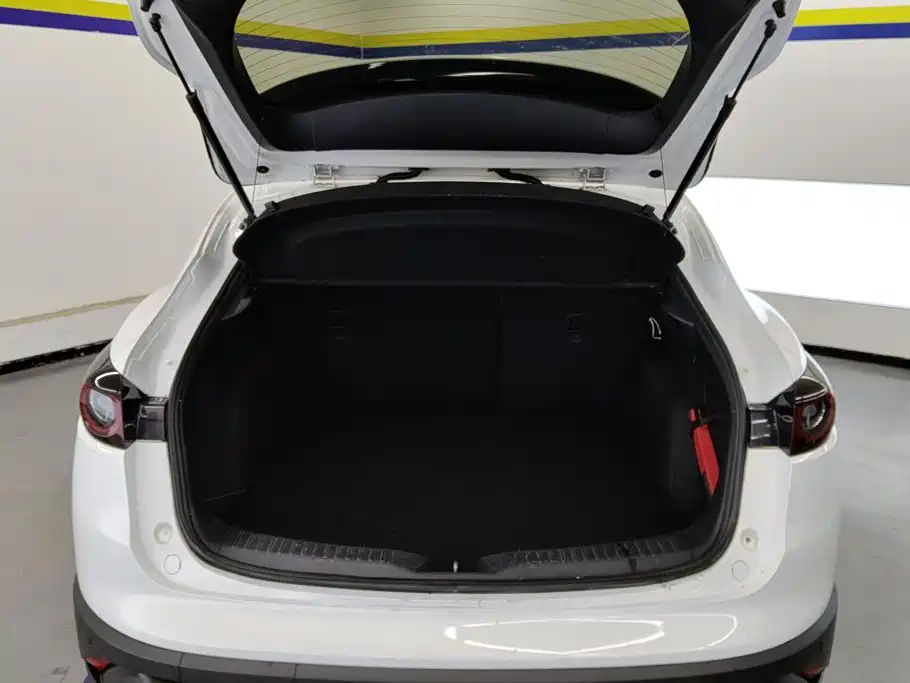 Mazda CX-4 2020