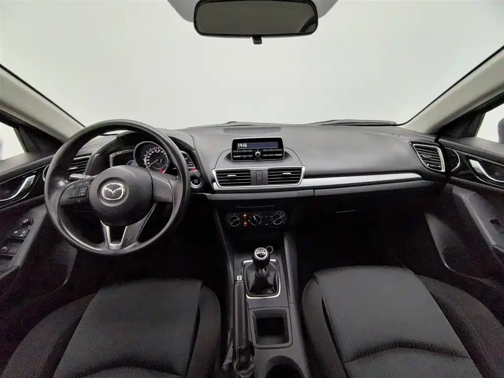 Mazda 3 Axela 2016 — фото 5