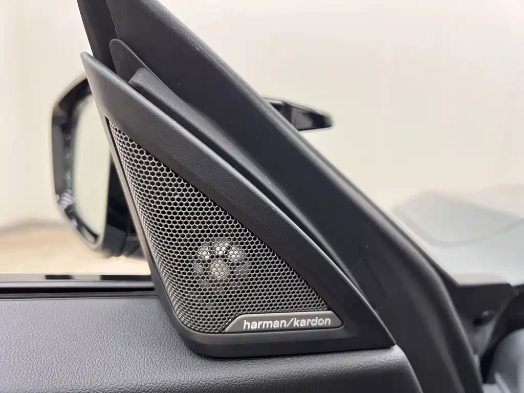 BMW M240i 2023 — фото 15