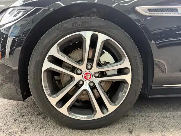Jaguar XEL 2024