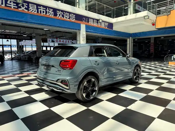 Audi Q2L 2022