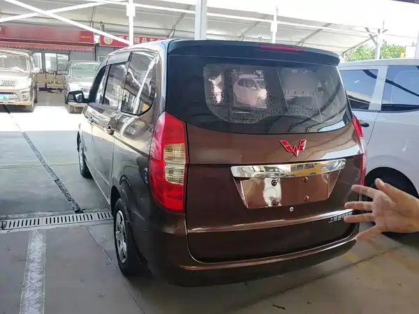 Wuling Hongguang 2019