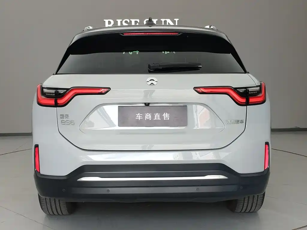 NIO ES6 2020