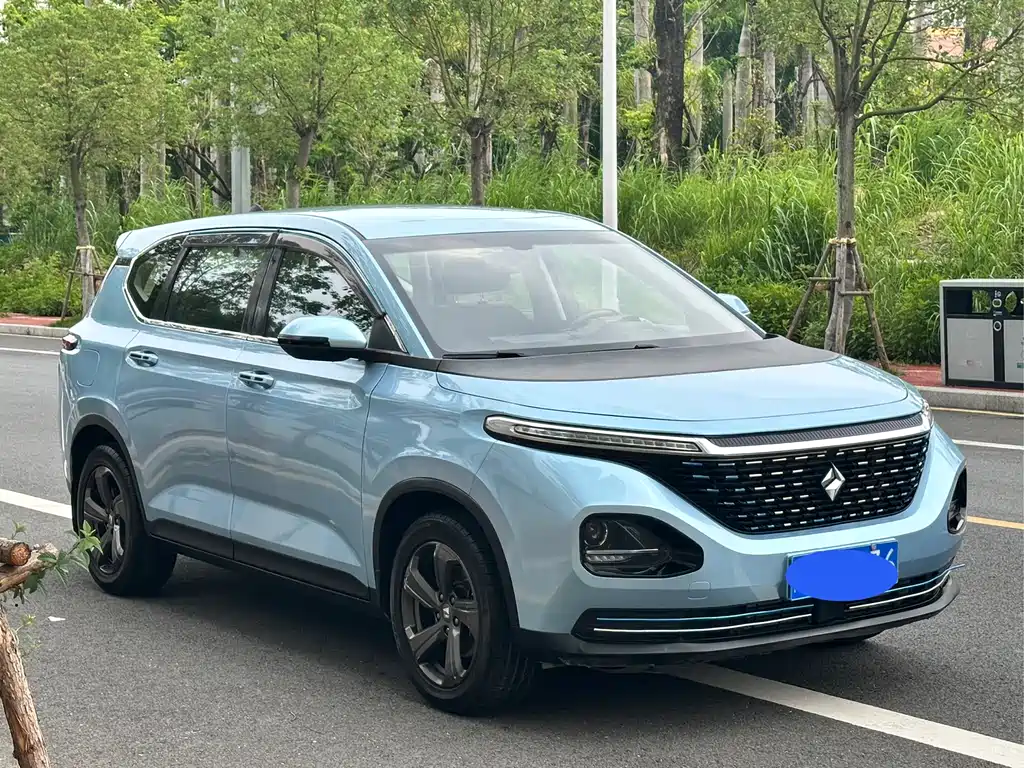 Baojun RM-5 2020 — фото 3