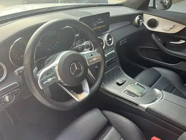 Mercedes-Benz C-Class 2020
