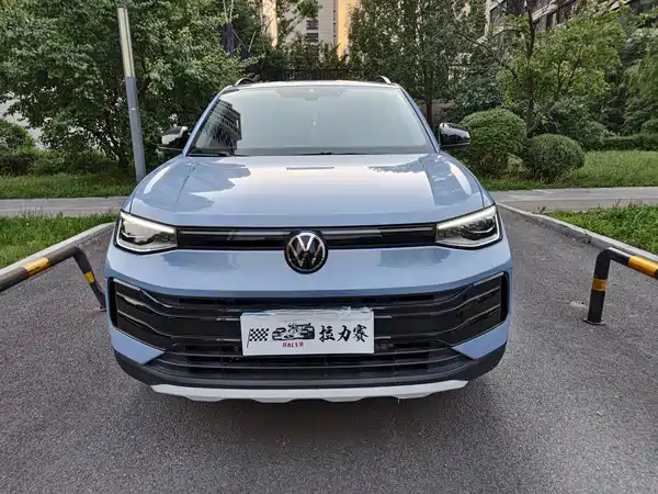 Volkswagen Tharu 2025