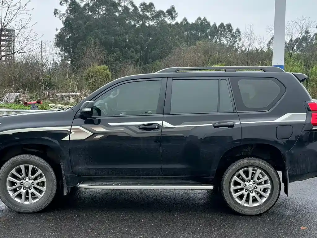 Toyota Prado 2020 — фото 5
