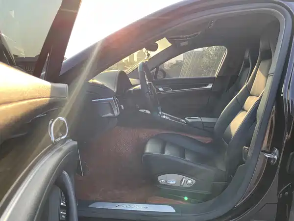 Porsche Panamera 2016