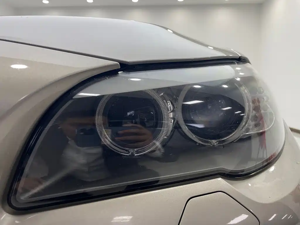 BMW 5 Series 2013 — фото 22