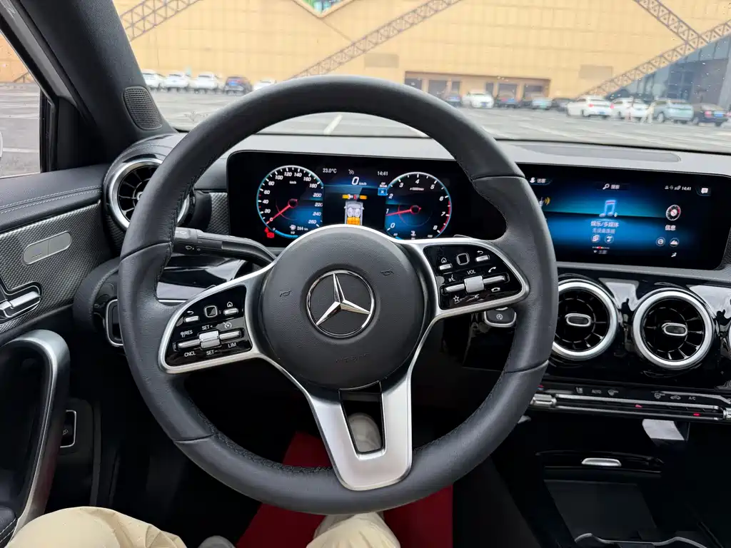 Mercedes-Benz A-Class 2023 — фото 22
