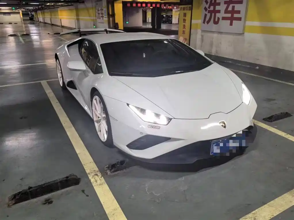 Lamborghini Huracán 2023
