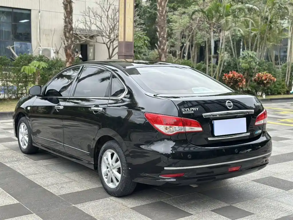 Nissan Sylphy 2018 — фото 25