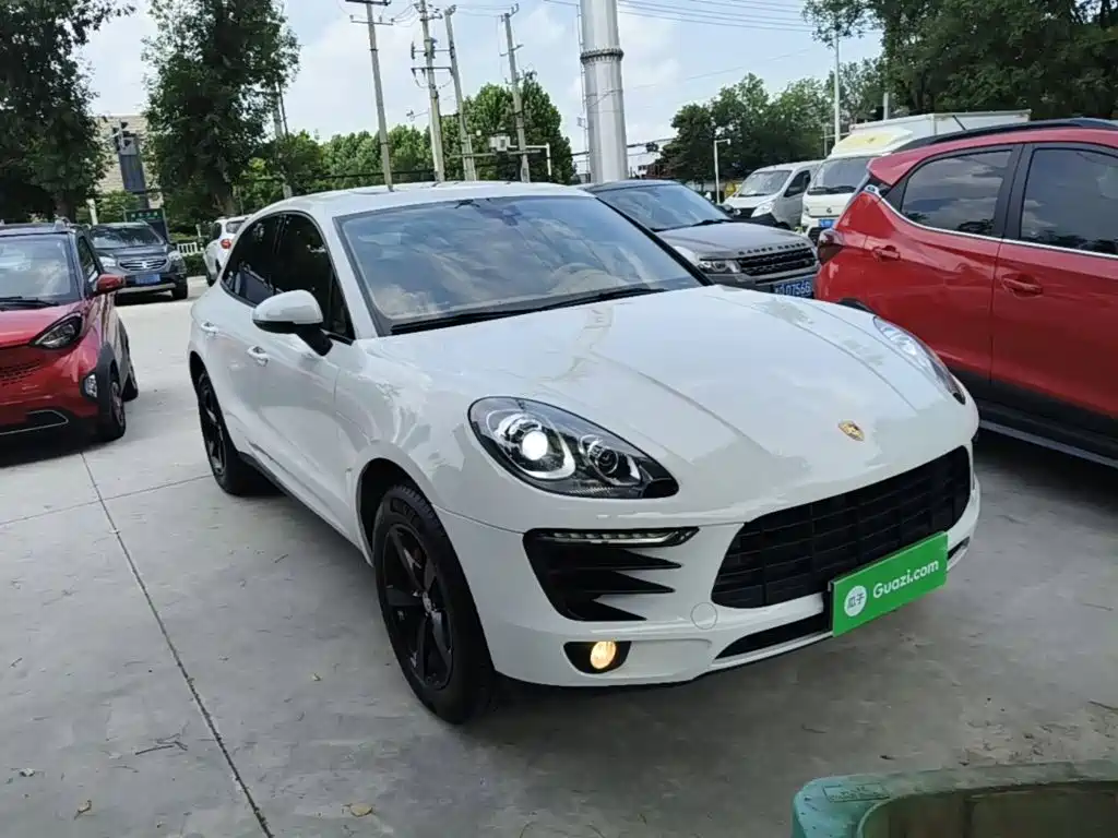 Porsche Macan 2016