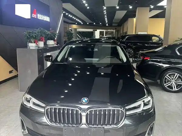 BMW 5 Series 2021