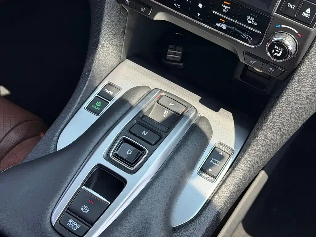 Honda Avancier 2017 — фото 10