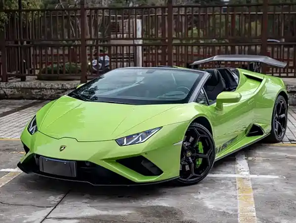 Lamborghini Huracan 2022