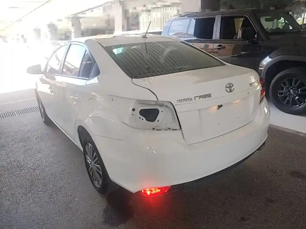Toyota Yaris L 2018