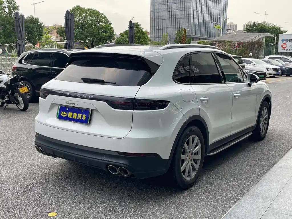 Porsche Cayenne New Energy 2019 — фото 9