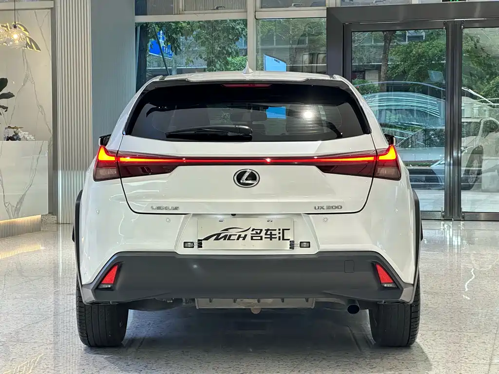 Lexus UX 2022 — фото 4