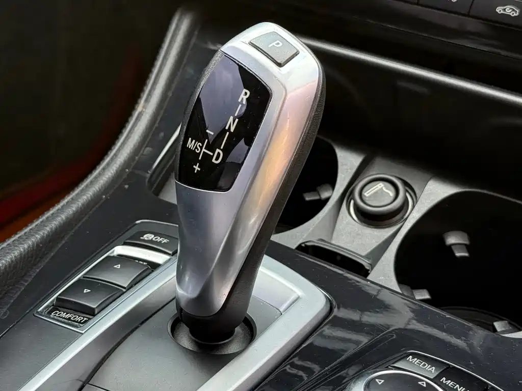BMW 5 Series 2014 — фото 22