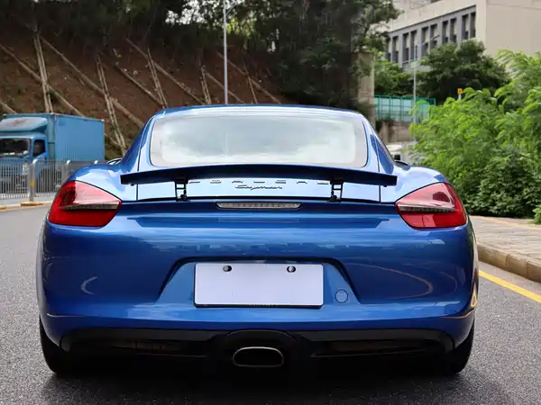 Porsche Cayman 2016