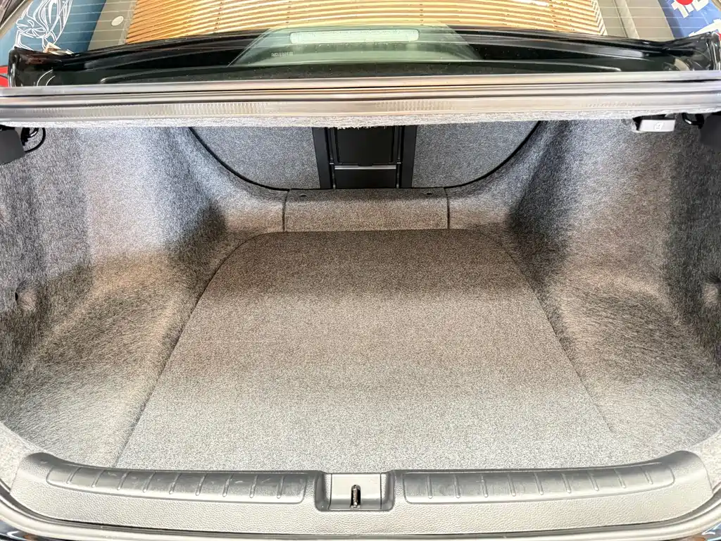 Honda Accord 2023 — фото 16