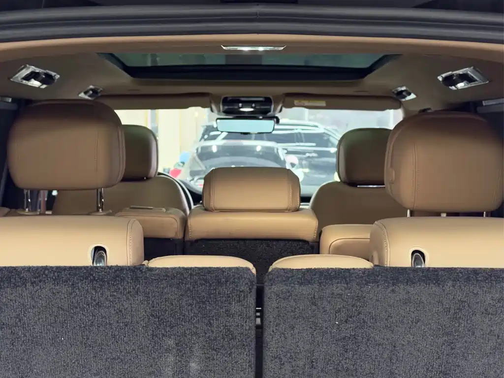 Land Rover Range Rover 2024 — фото 16