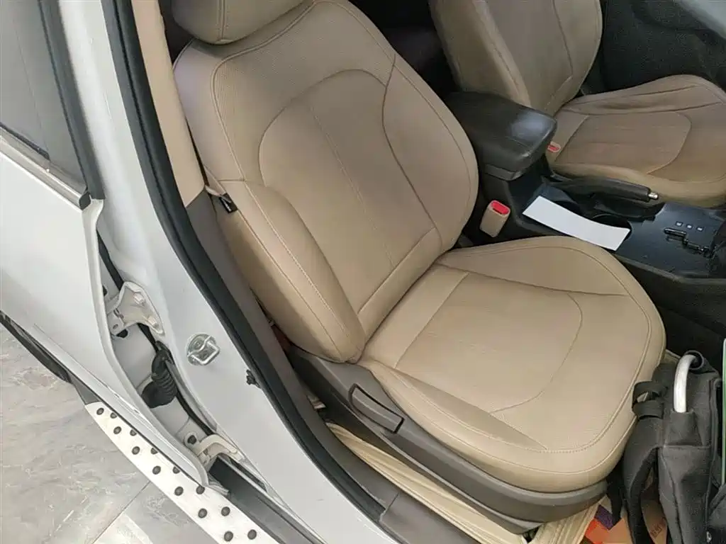 Hyundai ix35 2015 — фото 25