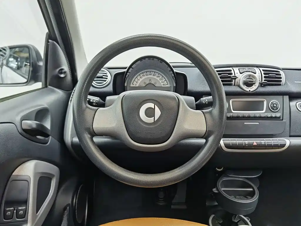 smart fortwo 2014 — фото 11