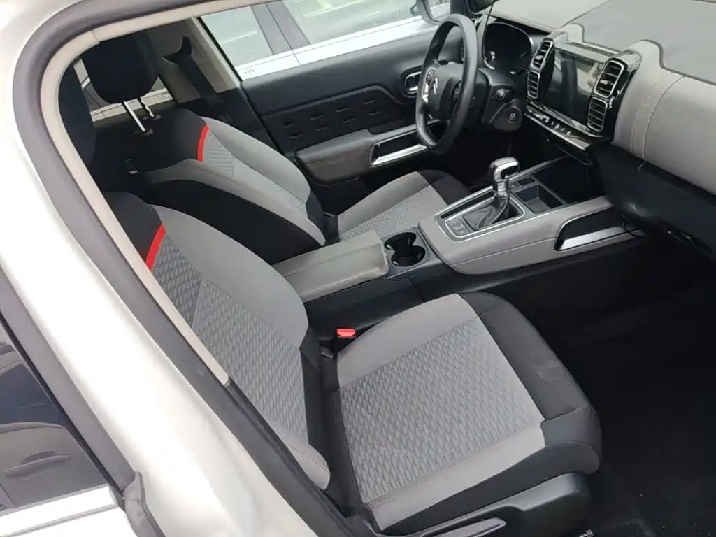 Citroën C5 Aircross 2018 — фото 25
