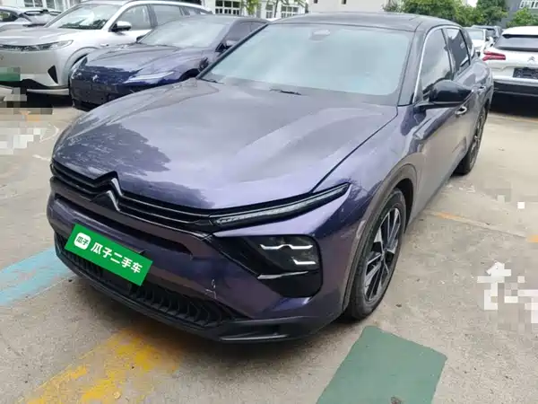 Citroën Versailles C5 X 2023