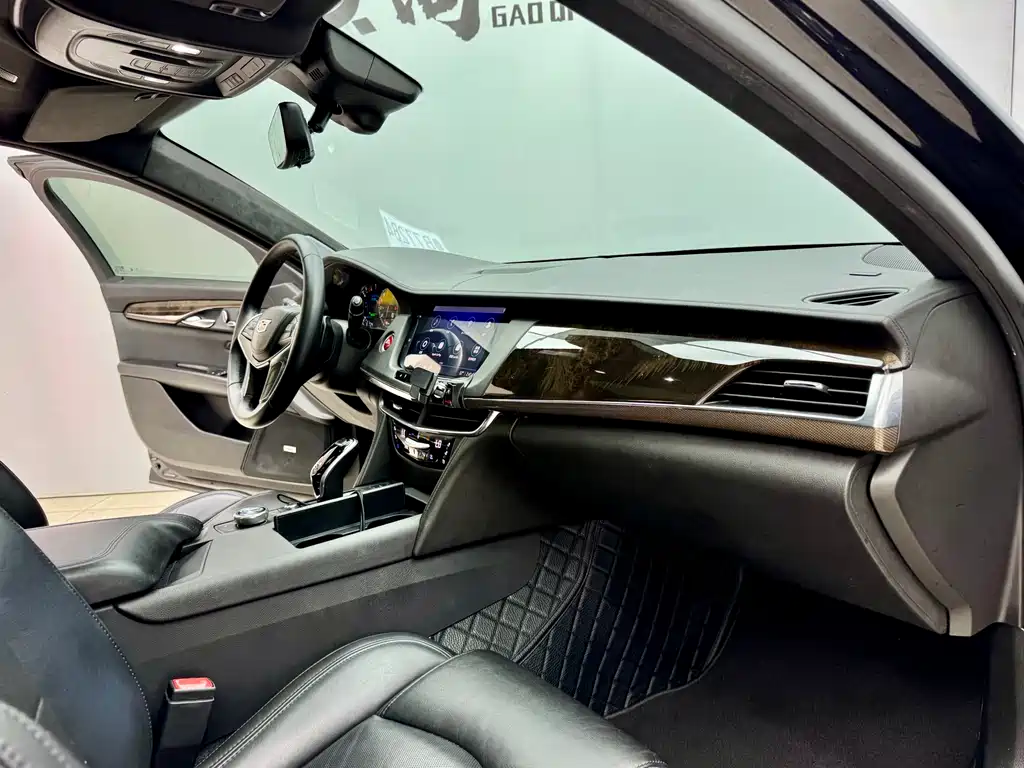 Cadillac CT6 2019 — фото 14
