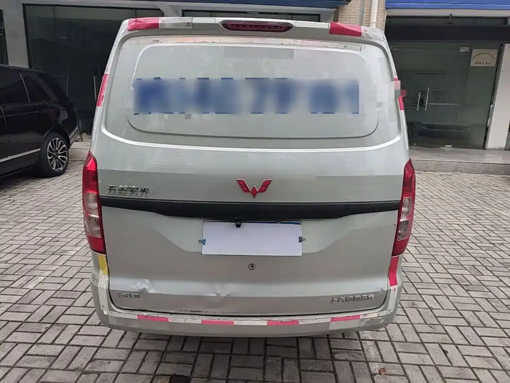 Wuling Hongguang V 2020 — фото 6
