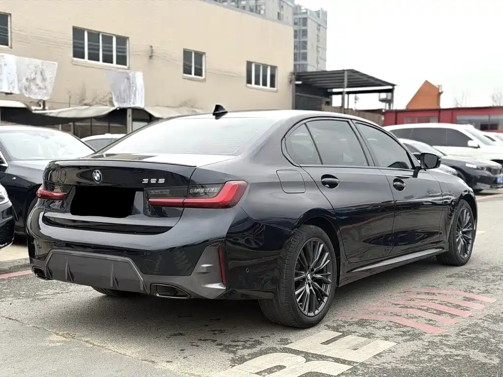 BMW 3 Series 2023 — фото 10