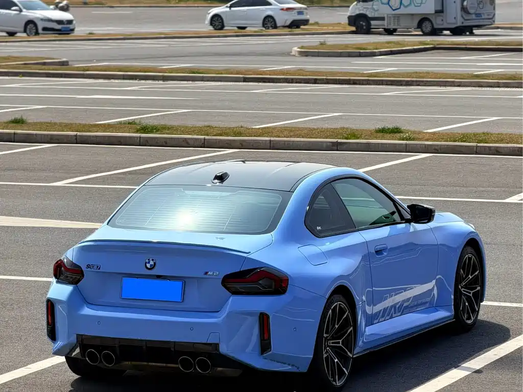 BMW M2 2023 — фото 10