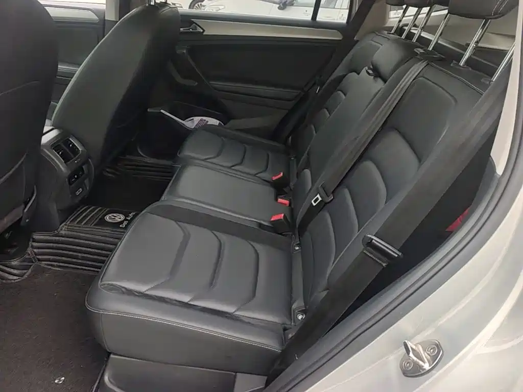 Volkswagen Tiguan L 2018 — фото 24